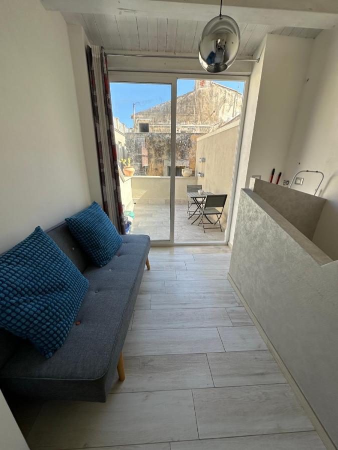 Suite Moen Ortigia Syracuse Exterior photo